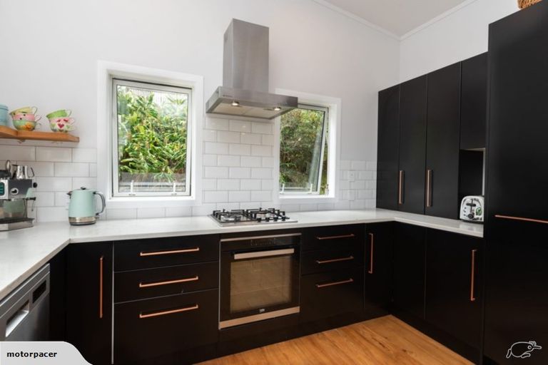 Photo of property in 39 Manning Street, Rawene, Kaikohe, 0473