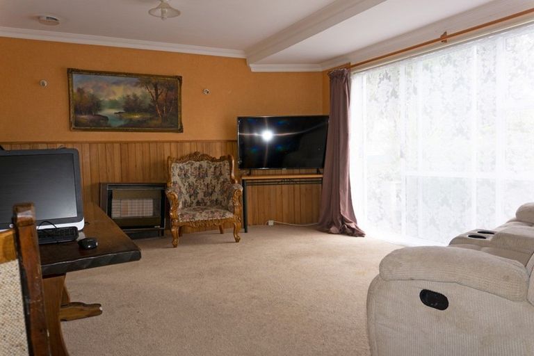 Photo of property in 34 Balmoral Street, Levin, 5510
