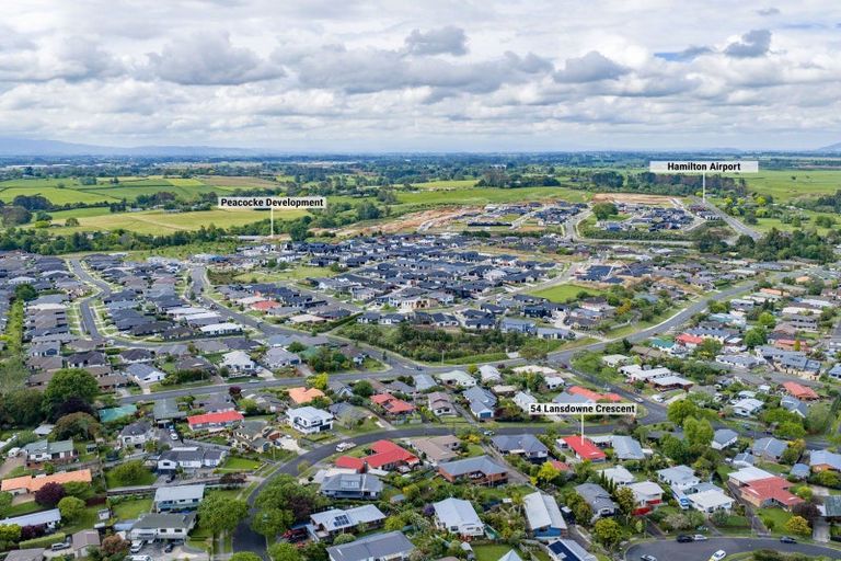 Photo of property in 54 Lansdowne Crescent, Glenview, Hamilton, 3206