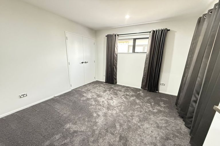 Photo of property in 1b Lyndon Place, Manurewa, Auckland, 2102