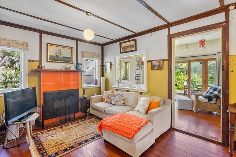 Photo of property in 59 Tutere Street, Waikanae Beach, Waikanae, 5036