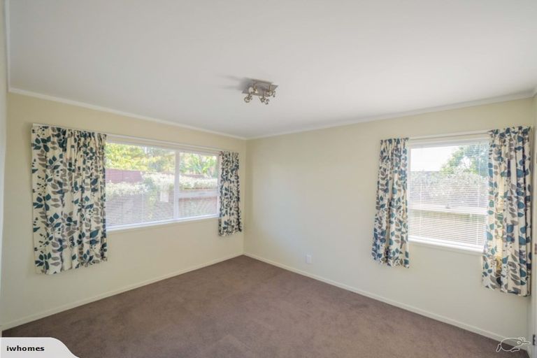 Photo of property in 1/6 Pamela Place, New Lynn, Auckland, 0600
