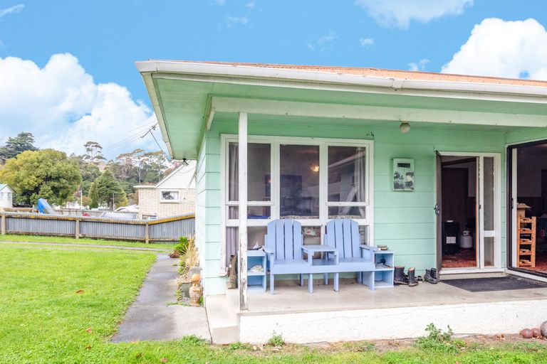 Photo of property in 4 Peter Buck Street, Outer Kaiti, Gisborne, 4010