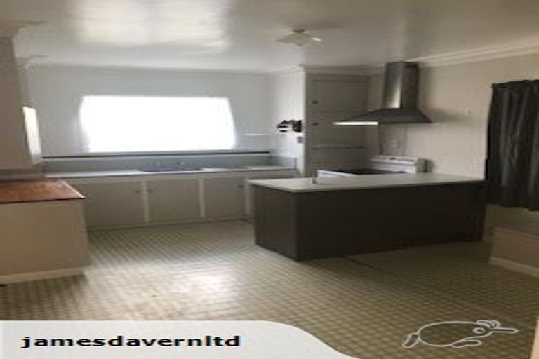 Photo of property in 10 Albert Street, Riverhead, 0820