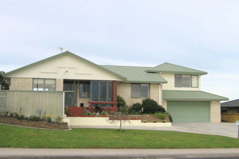 Photo of property in 55 Baverstock Road, Nawton, Hamilton, 3200