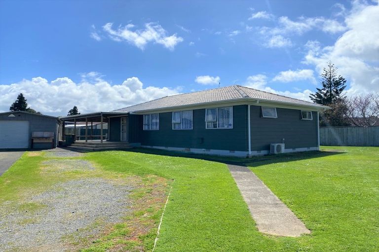 Photo of property in 48 Sunlands Drive, Manurewa, Auckland, 2102