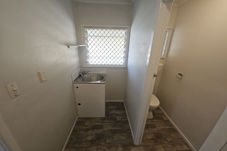 Photo of property in 36 Willis Road, Papakura, 2110