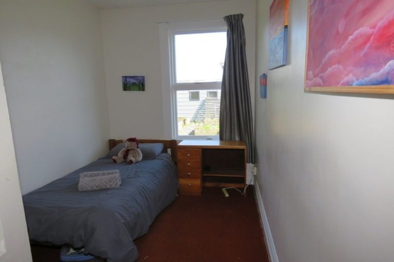 Photo of property in 34 Wakefield Street, Westport, 7825