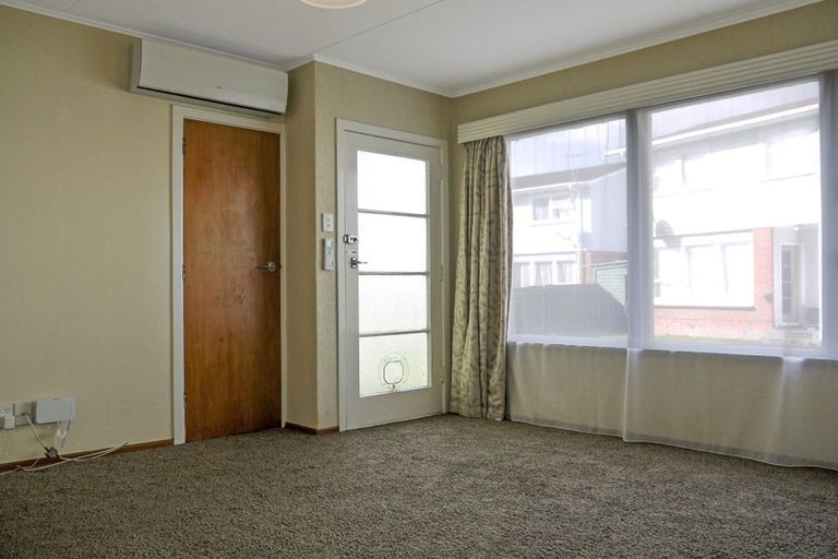 Photo of property in Oberon Flats, 48a Merton Street, Trentham, Upper Hutt, 5018