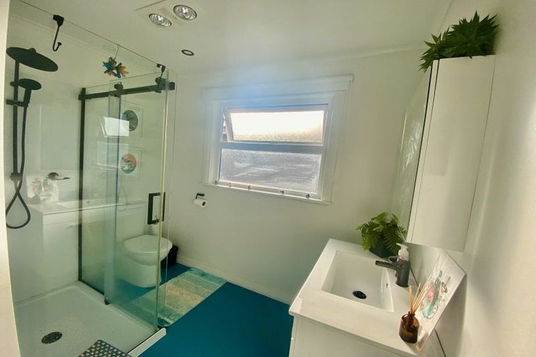 Photo of property in 5 Wells Street, Brighton, Dunedin, 9035