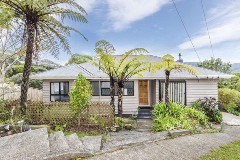 Photo of property in 11a Hillary Street, Tawa, Wellington, 5028
