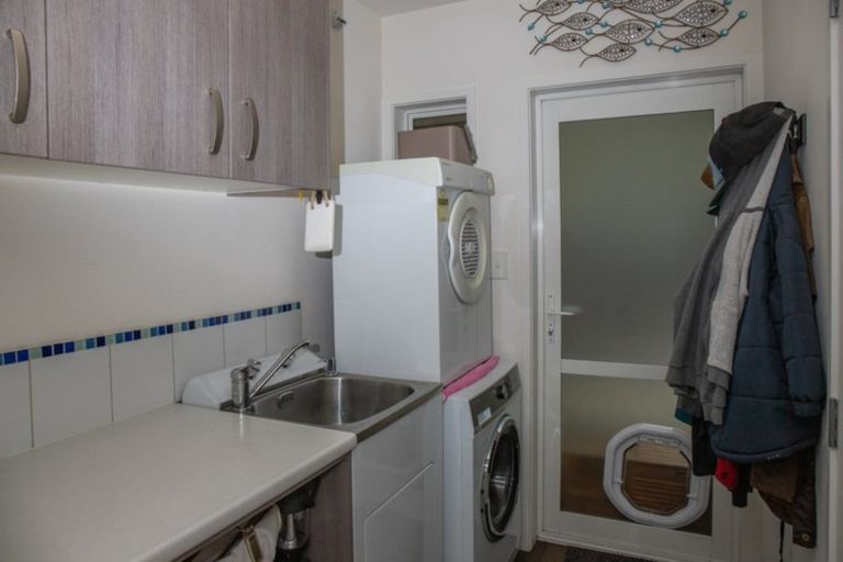 Photo of property in 25 Papaka Road, Ngunguru, Whangarei, 0173