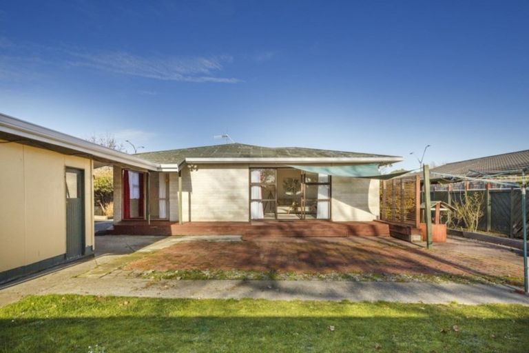 Photo of property in 46 John F Kennedy Drive, Milson, Palmerston North, 4414