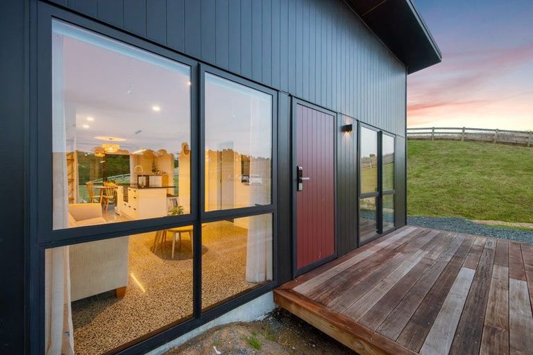 Photo of property in 312 Pukapuka Road, Pohuehue, Warkworth, 0983