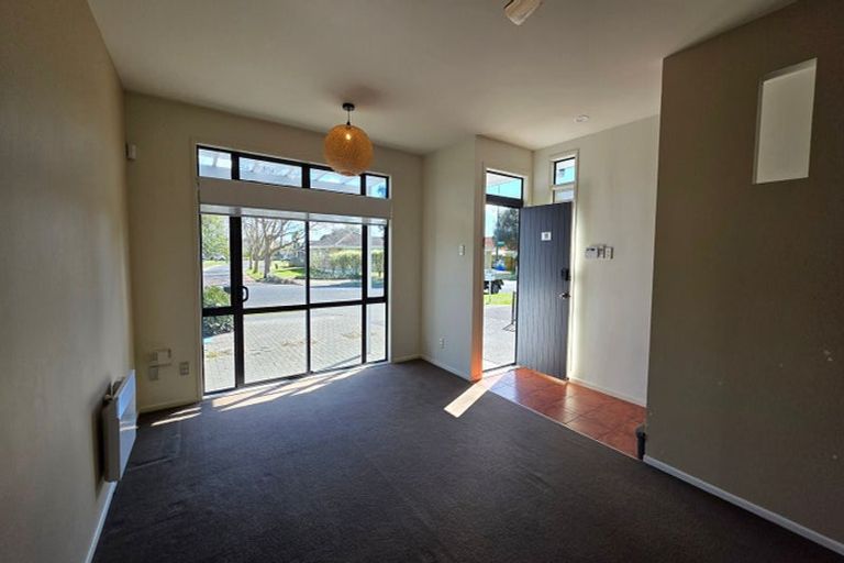 Photo of property in 11/2 Armoy Drive, East Tamaki, Auckland, 2016