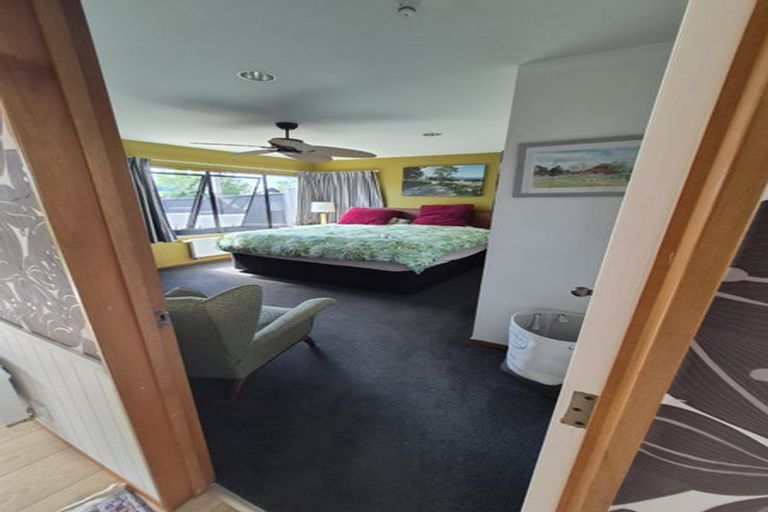 Photo of property in 1/14 Beresford Street, Bayswater, Auckland, 0622