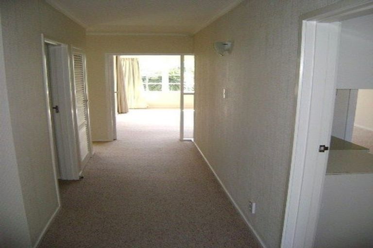 Photo of property in 2/575a Mount Eden Road, Mount Eden, Auckland, 1024