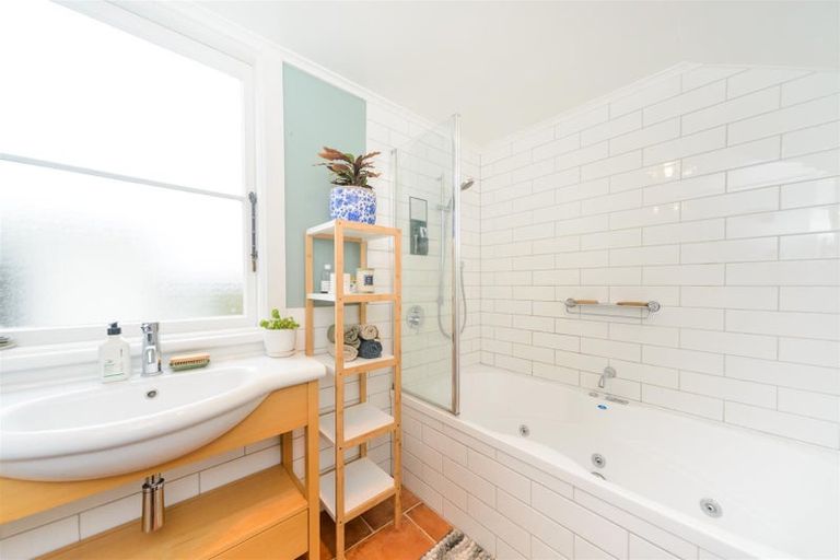 Photo of property in 27 High Street, Bulls, 4818