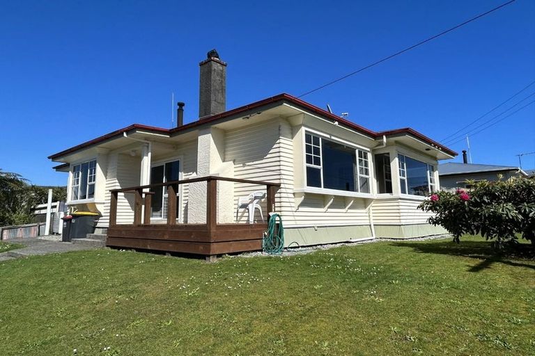 Photo of property in 3 Miro Street, Karoro, Greymouth, 7805