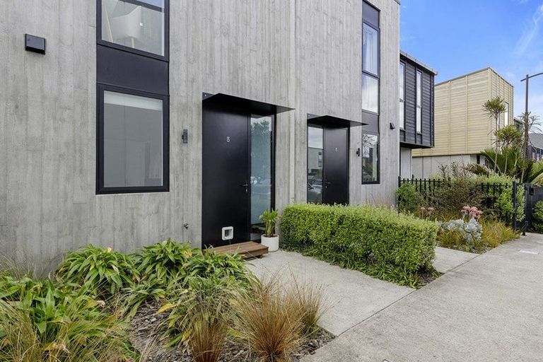 Photo of property in 13 Te Ara O Paetutu, Petone, Lower Hutt, 5012