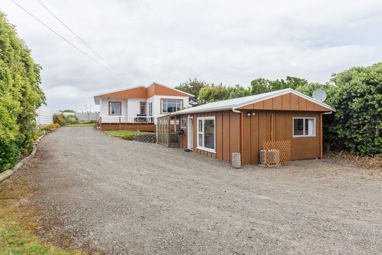 Photo of property in 23 Raukawa Street, Himatangi Beach, Foxton, 4891