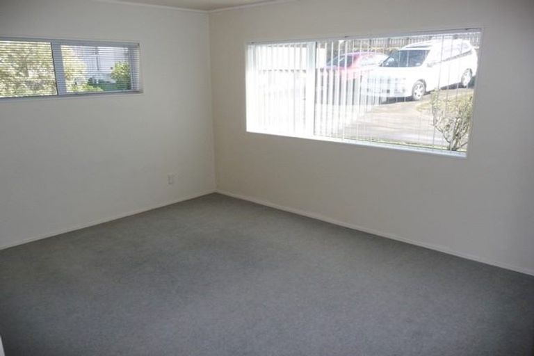 Photo of property in 130n Lakeside Drive, Orewa, 0931