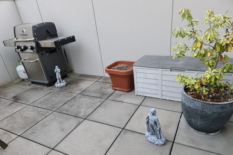 Photo of property in 74 Salamanca Road, Sunnynook, Auckland, 0620