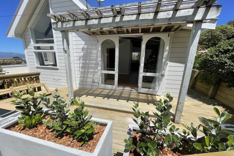 Photo of property in 56 Mitchell Street, Brooklyn, Wellington, 6021