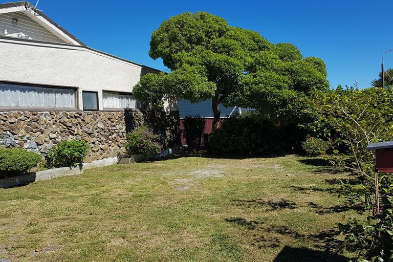 Photo of property in 16 Trafalgar Street, Johnsonville, Wellington, 6037