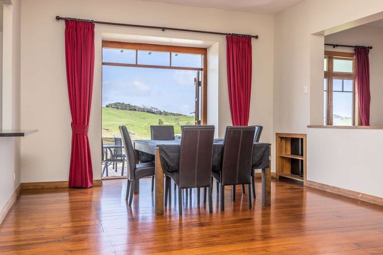 Photo of property in 27 Church Hill Road, Port Albert, Wellsford, 0973