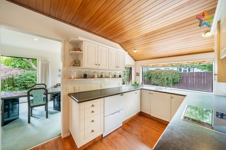 Photo of property in 2/945 High Street, Avalon, Lower Hutt, 5011