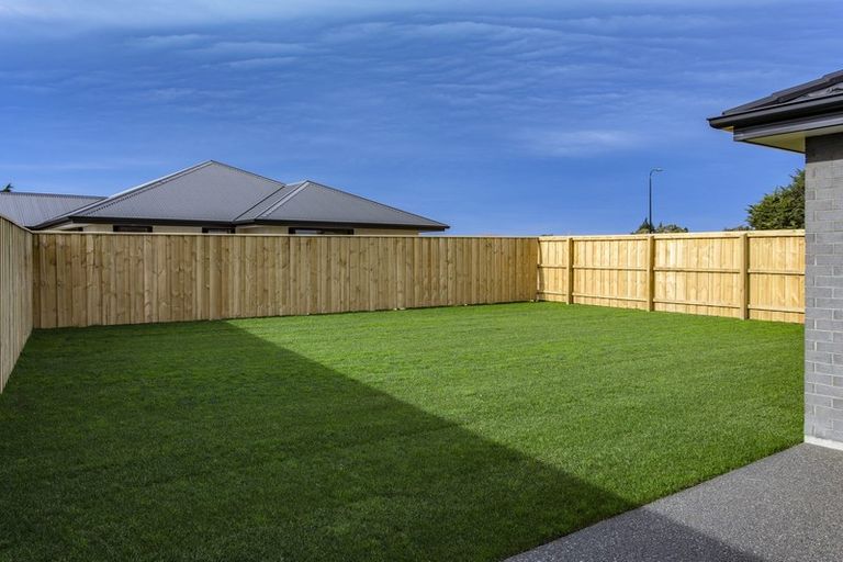 Photo of property in 11 Curtis Street, Woodend, 7610