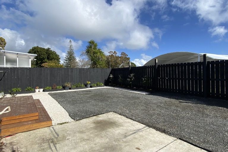 Photo of property in 14 Evans Road, Weymouth, Auckland, 2103