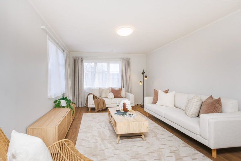 Photo of property in 34 Rhodes Drive, Kelvin Grove, Palmerston North, 4414