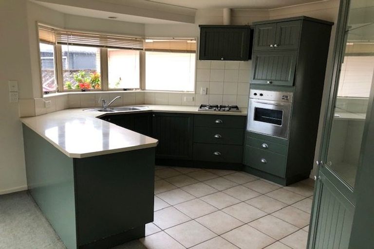 Photo of property in 9a Sandwich Road, St Andrews, Hamilton, 3200