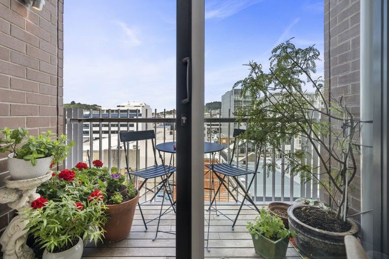 Photo of property in Republic2, 5e/10 Lorne Street, Te Aro, Wellington, 6011
