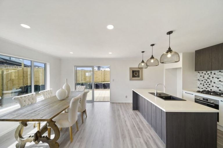 Photo of property in 38 Melgran Avenue, Papakura, 2110