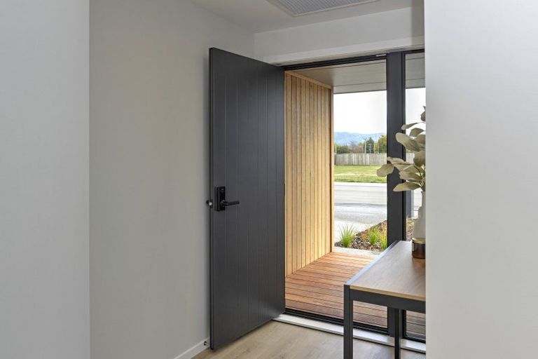 Photo of property in 14 Hereford Drive, Carterton, 5713