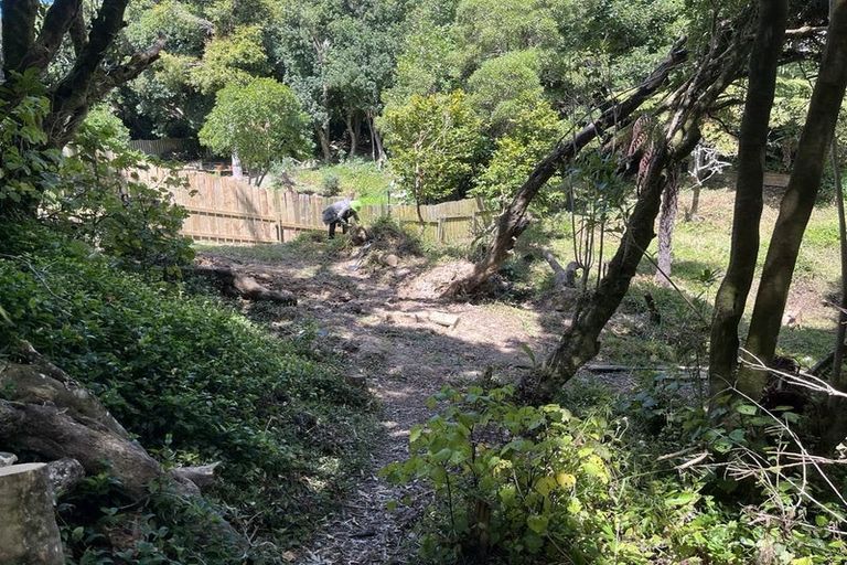 Photo of property in 76 Howard Road, Point Howard, Lower Hutt, 5013