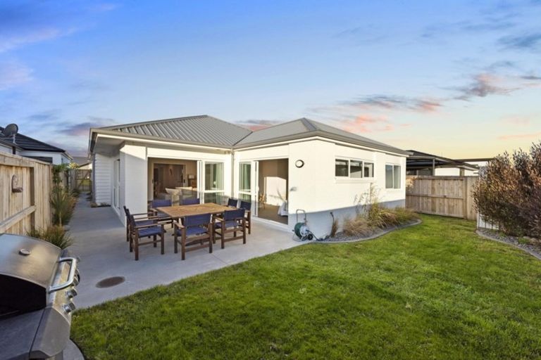 Photo of property in 81 Awatira Drive, Papamoa Beach, Papamoa, 3118