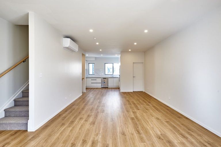 Photo of property in 2 The Boulevard, Sunnyhills, Auckland, 2010