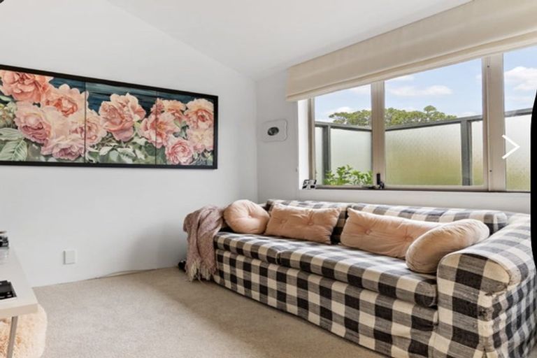 Photo of property in 53 Sentinel Road, Herne Bay, Auckland, 1011