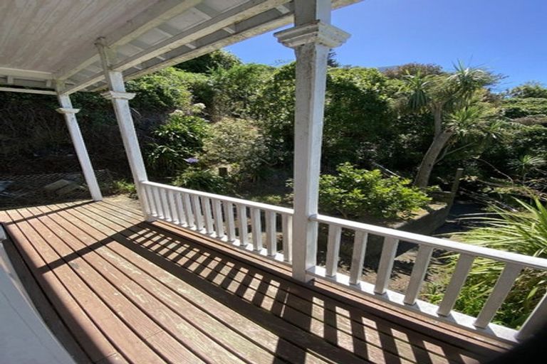 Photo of property in 69 Norway Street, Kelburn, Wellington, 6012