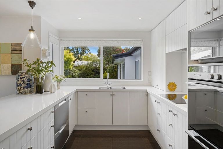 Photo of property in 22 Westburn Terrace, Burnside, Christchurch, 8041