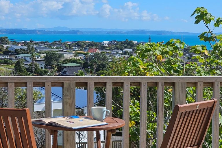 Photo of property in 26a Scott Road, Stanmore Bay, Whangaparaoa, 0932