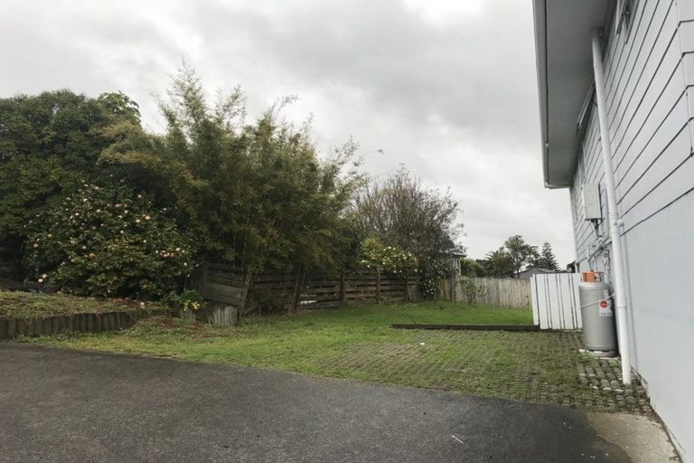 Photo of property in 77 Carlisle Road, Torbay, Auckland, 0632