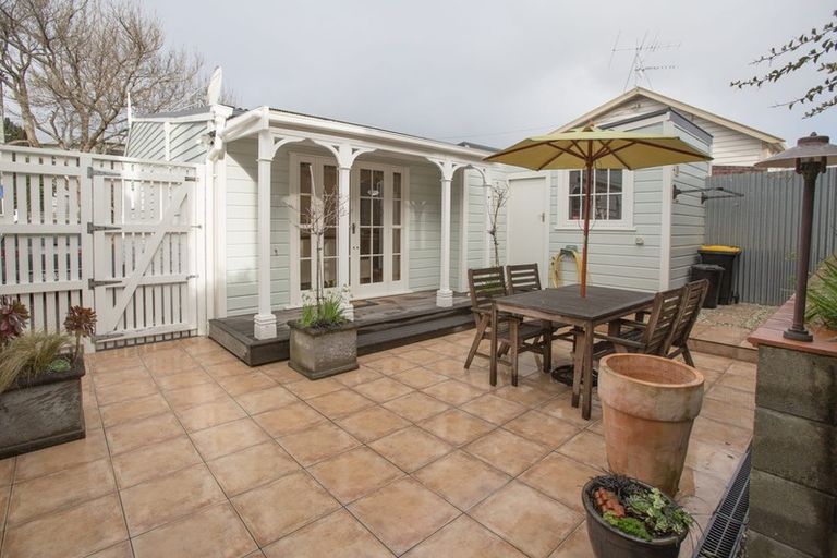 Photo of property in 89 Elizabeth Street, Mount Victoria, Wellington, 6011