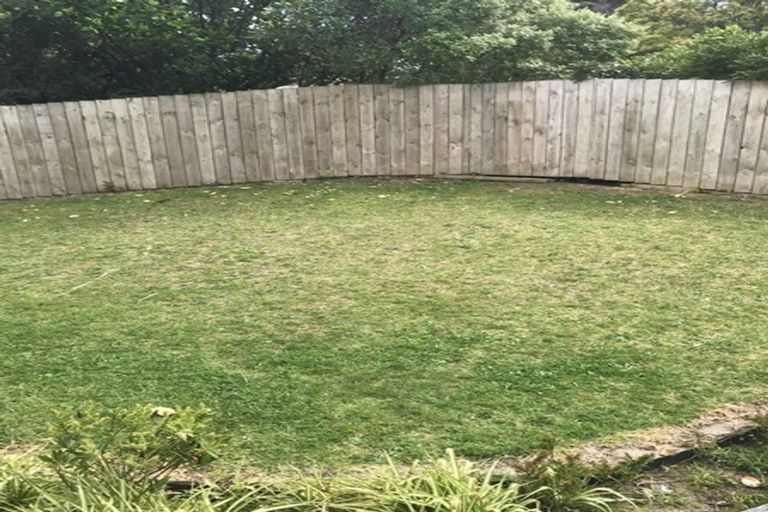 Photo of property in 1/8 Witheford Drive, Bayview, Auckland, 0629