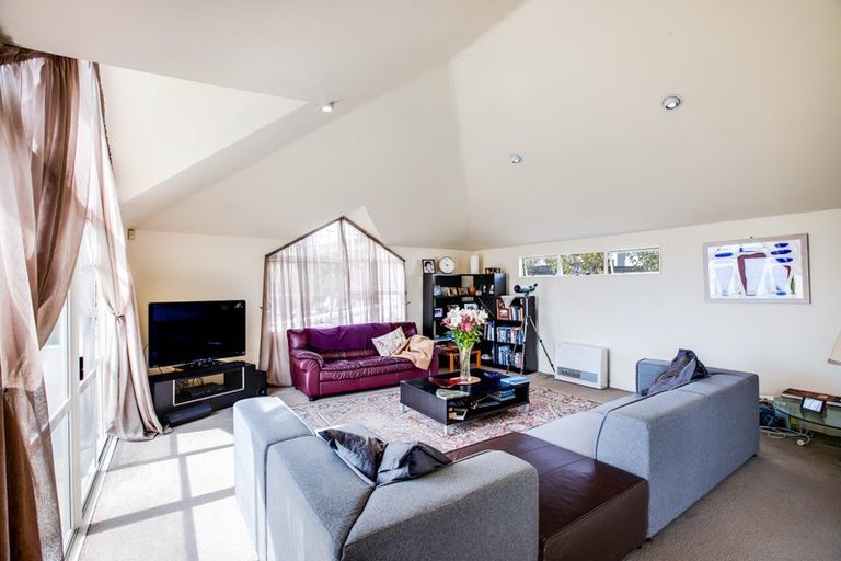 Photo of property in 3/14 Bournemouth Terrace, Murrays Bay, Auckland, 0630
