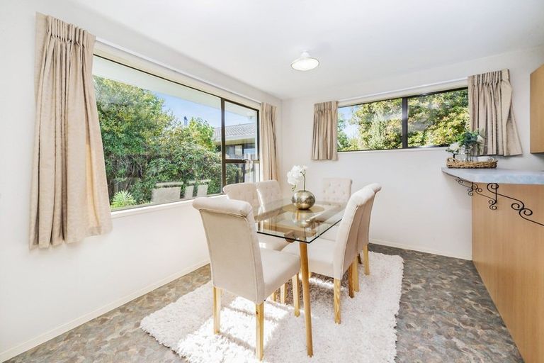 Photo of property in 14 Taiaroa Place, Southbridge, 7602